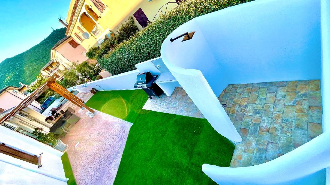 Le Residenze Del Mare Monolocale N2 Apartment Ла Калета Екстериор снимка